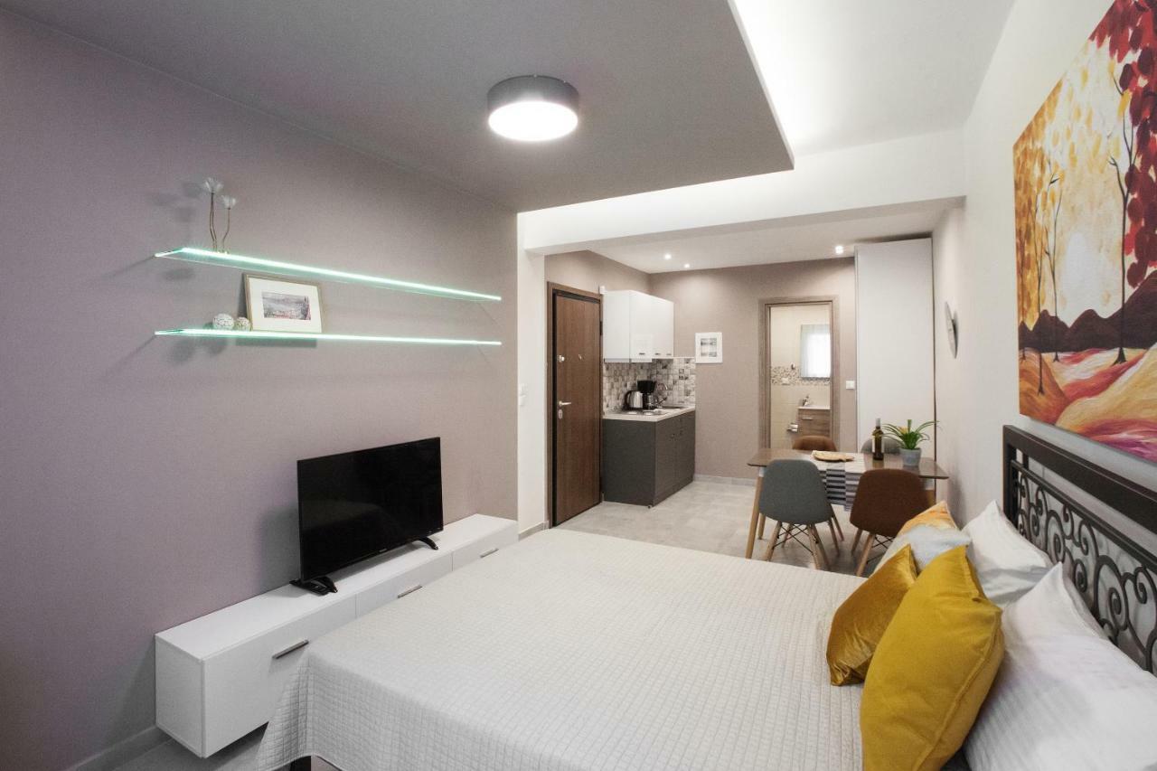 Valaoritou Studio Rodamanthi Thessaloníki Luaran gambar